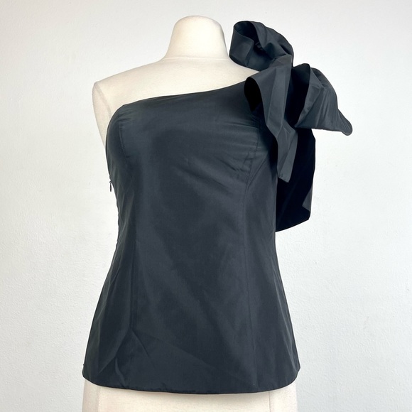 RAFAEL CENNAMO 100% Silk One Shoulder Blk top SZ 6. Couture, High Fashion Item. - Picture 3 of 13